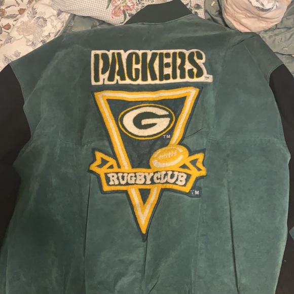 This is a Packers Rugby leather jacket. - Picture 3 of 6